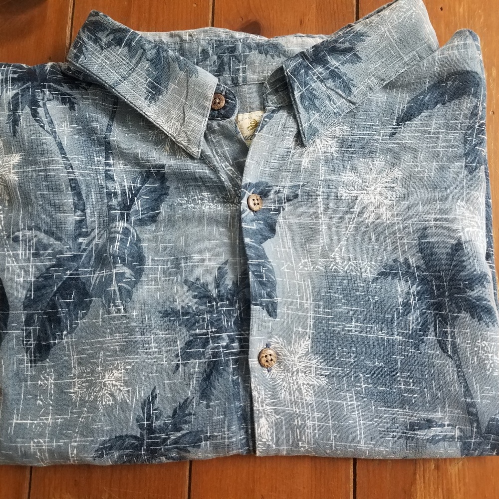 100% Rayon Blue S/S Button Down Shirt XXL